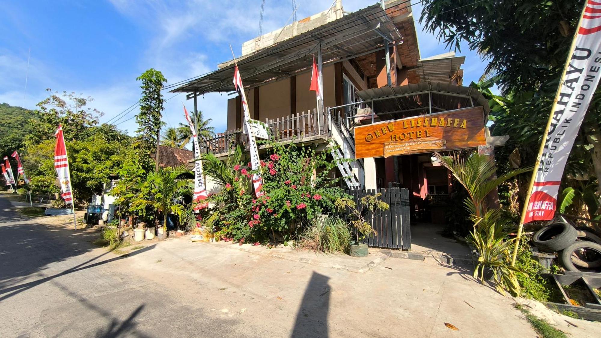 New Lishafa Guesthouse Karimunjawa Bagian luar foto